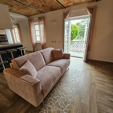 Casa Einaudi Apartment Alba (Piedmont)