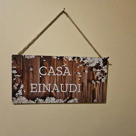Casa Einaudi דירה *